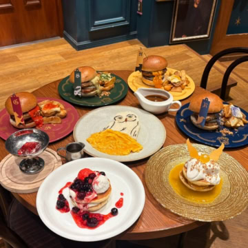 【ハリー・ポッター カフェ】「ホグワーツ バーガー」ほか人気&リニューアルメニューが絶品&クオリティ高すぎ!