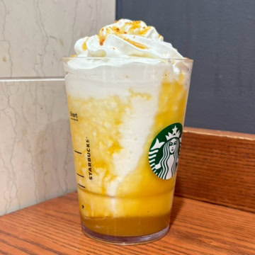 スタバ　とろり蜜芋 紅はるか フラペチーノ®