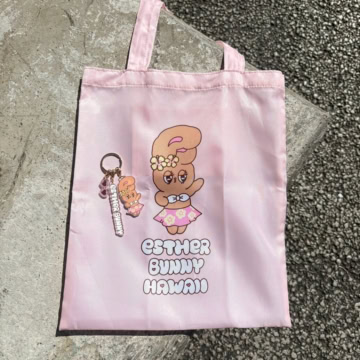 【付録レビュー】ハワイ限定デザインが付録に♡ 日焼け「エスターバニー」の豪華2点セットは絶対買い!【sweet11月号】