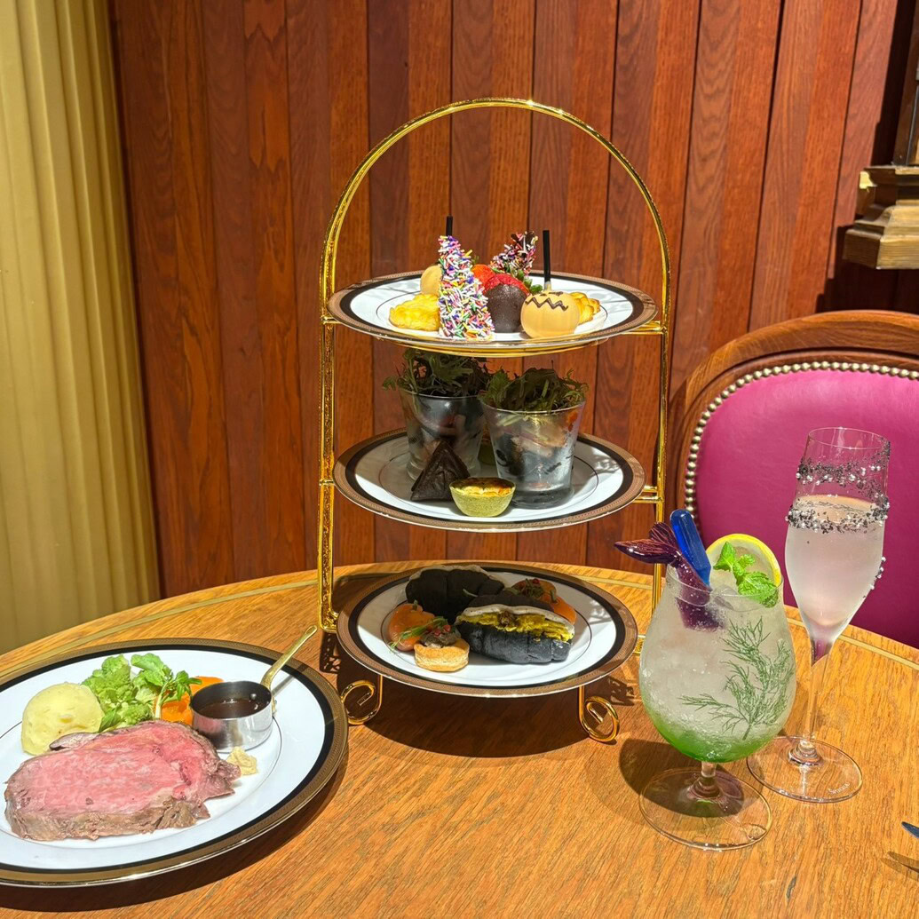 闇の魔術のハロウィーン ハイティーパッケージ​