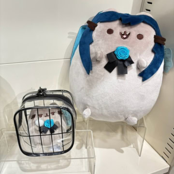 Ado x Pusheen 23cm ぬいぐるみ
