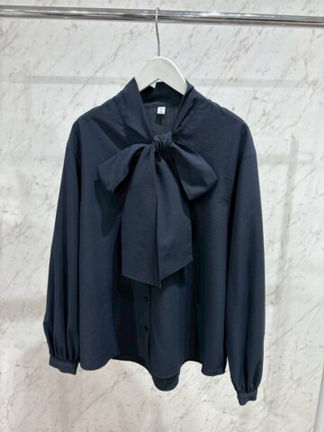 GU　ボウタイブラウス