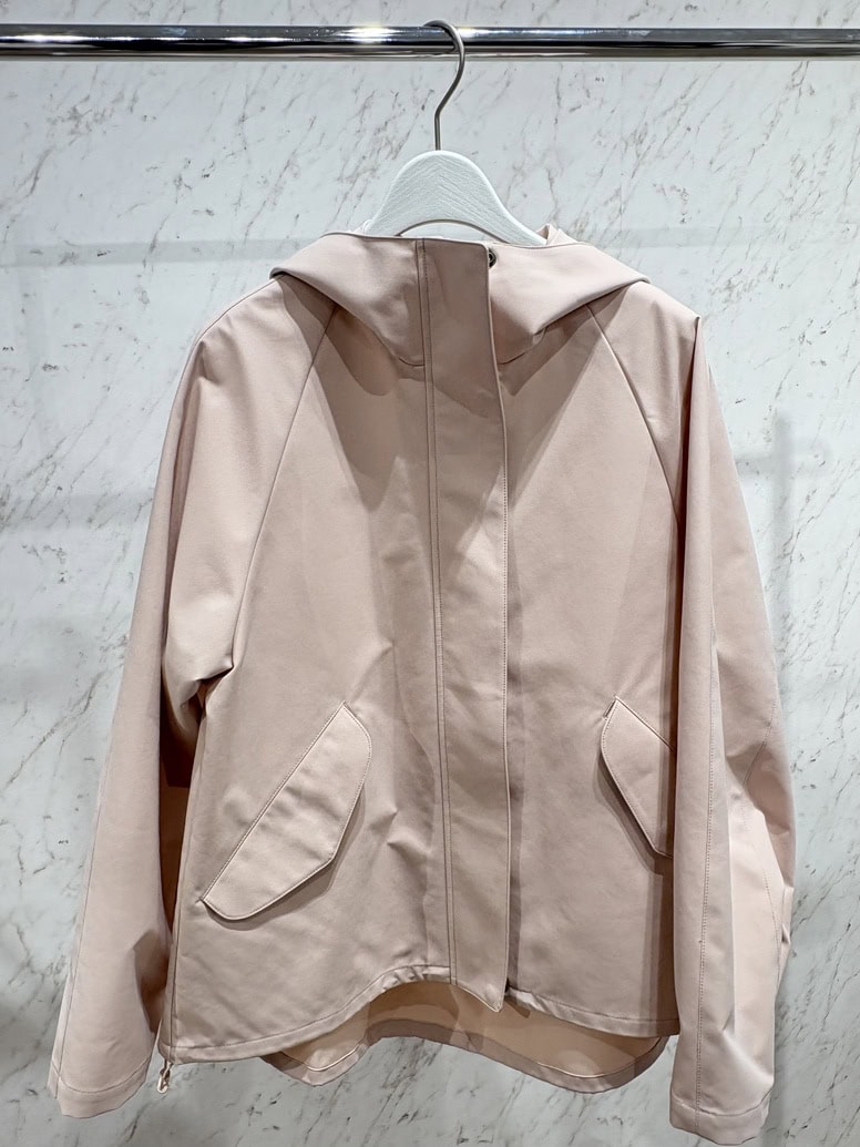 GU　ユーティリティパーカ