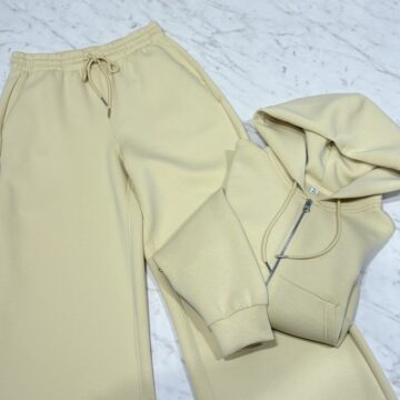 GU　パフスウェットフルジップパーカ／パフスウェットバギーパンツ