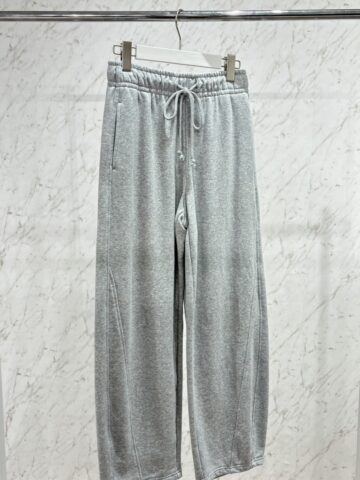 GU　スウェットバレルレッグパンツ