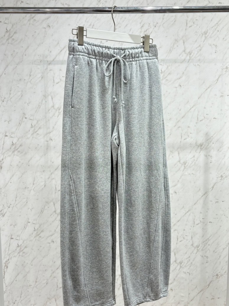 GU　スウェットバレルレッグパンツ