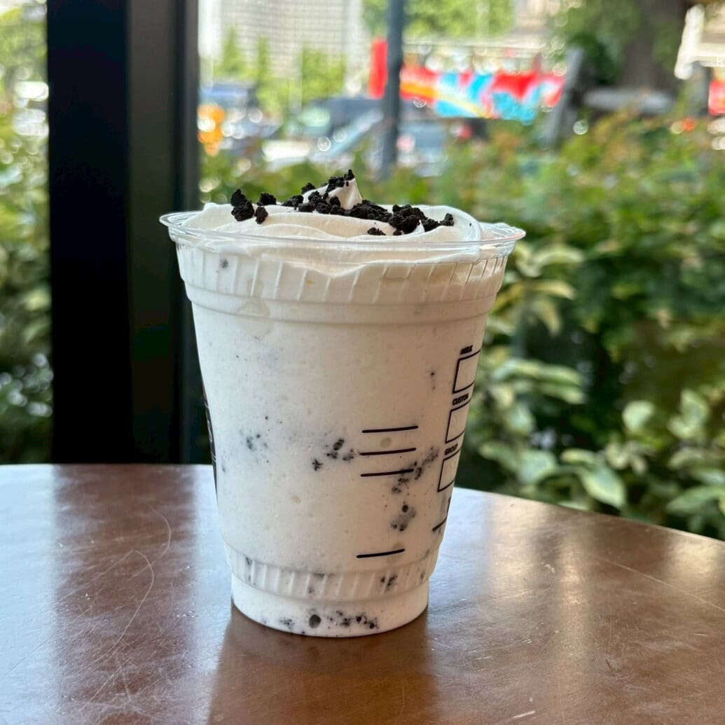 タリーズコーヒー　クッキー＆クリームシェイク