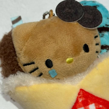 マリオンクレープ × HELLO KITTY　ぬいぐるみチャーム