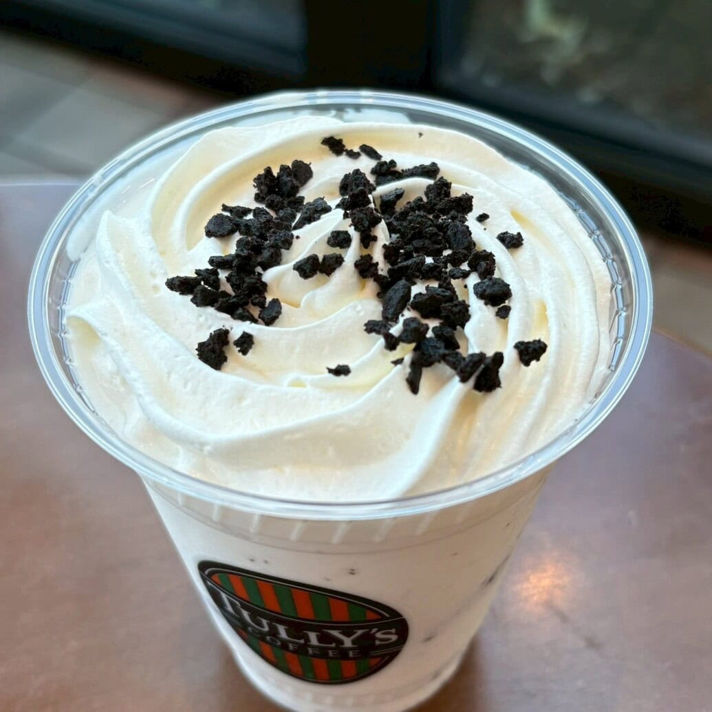 タリーズコーヒー　クッキー＆クリームシェイク