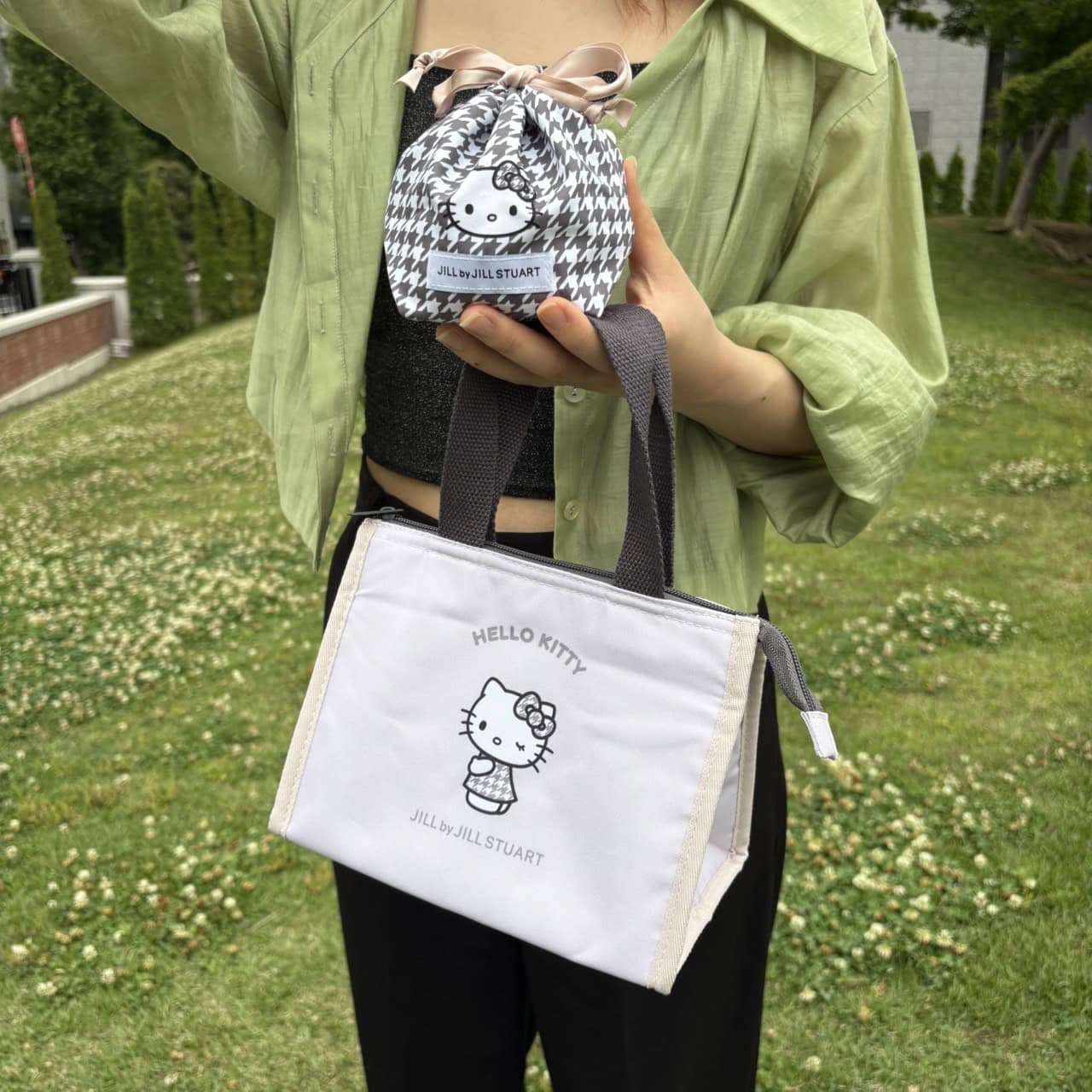 【付録レビュー】まだ間に合う！「ハローキティ×ジル バイ ジルスチュアート」の保冷バッグ＆巾着は即ゲットして♡ 【スウィート6月号本誌】