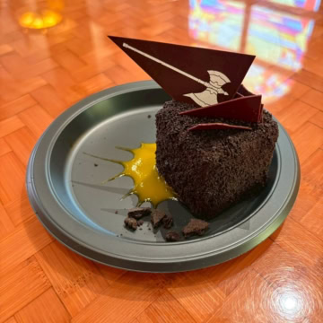 シュタルクのショコラ＆ラズベリーケーキ