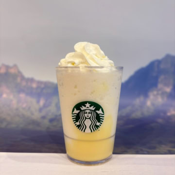 スタバ　群馬 やっぱし妙義山なんさ パイン ヨーグルト フラペチーノ®