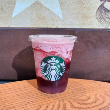 スタバ　芳醇 巨峰 フローズン ティー