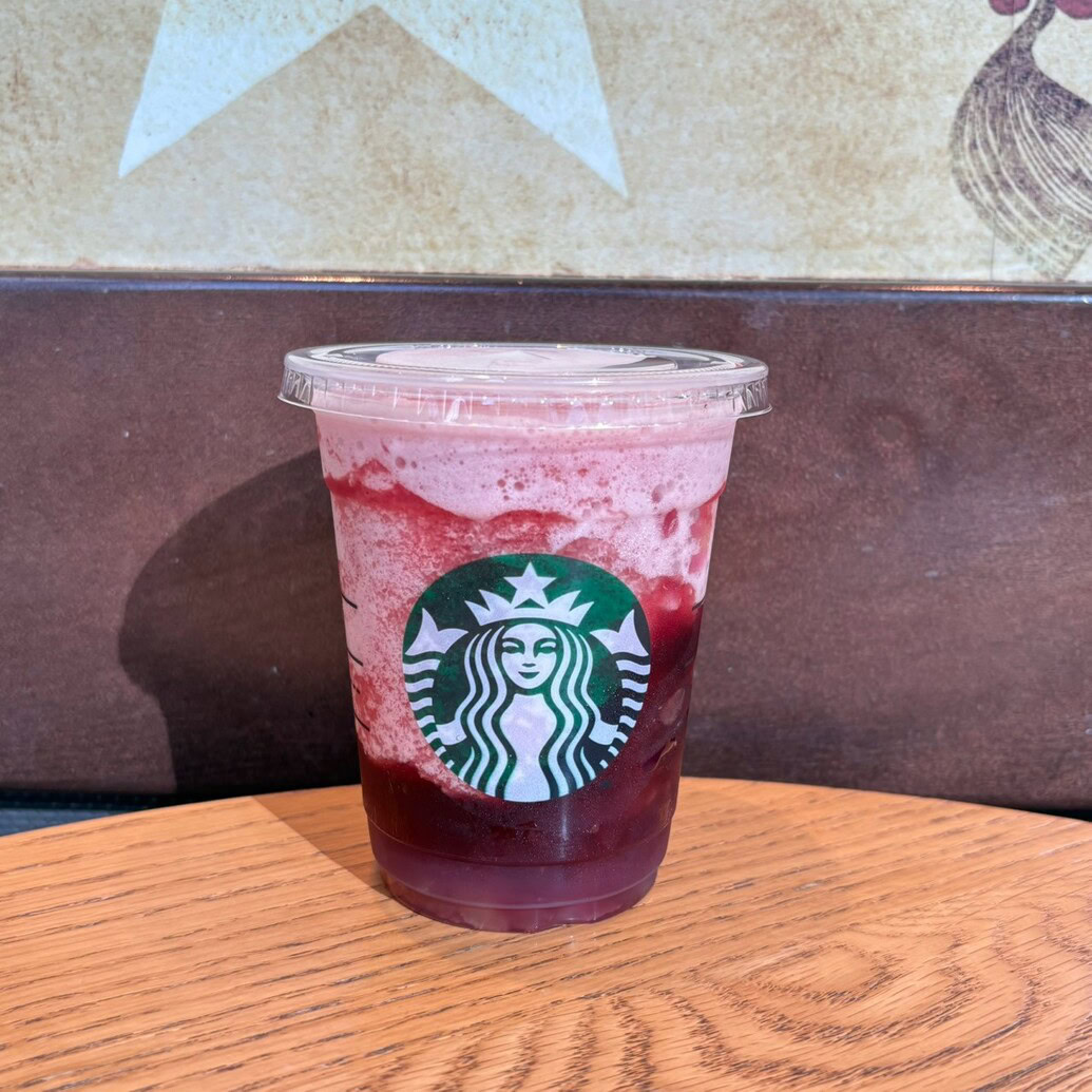 スタバ　芳醇 巨峰 フローズン ティー