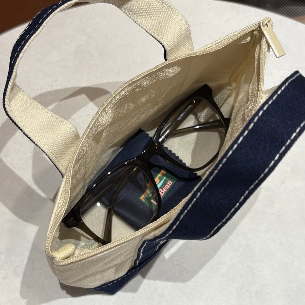 L.L.Bean　サングラスケース