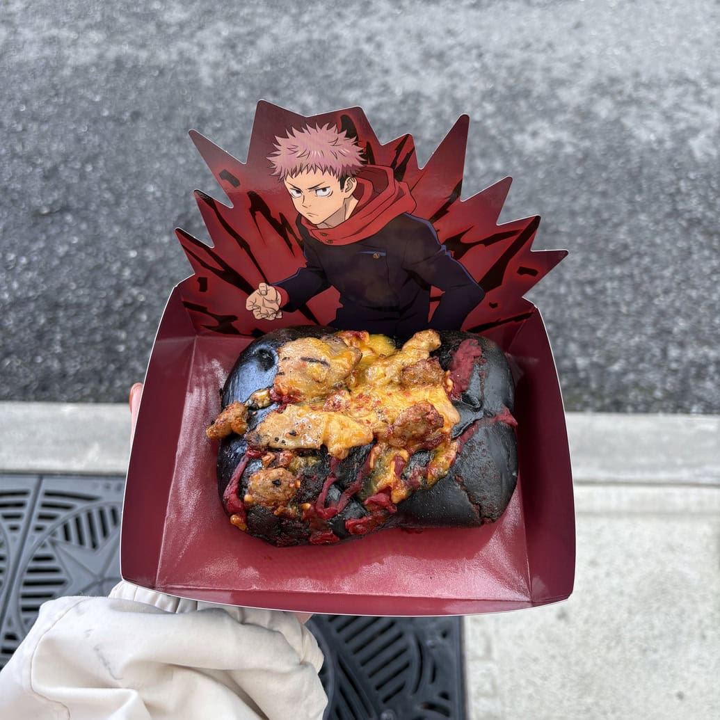 黒閃！ チキンピザブレッド ～旨辛ガーリック～