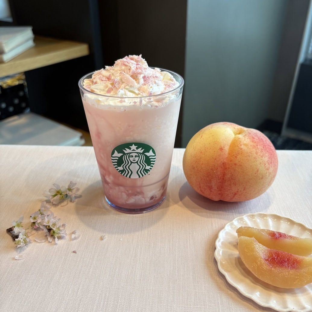 スタバ　桜 咲くよ 白桃 フラペチーノ®