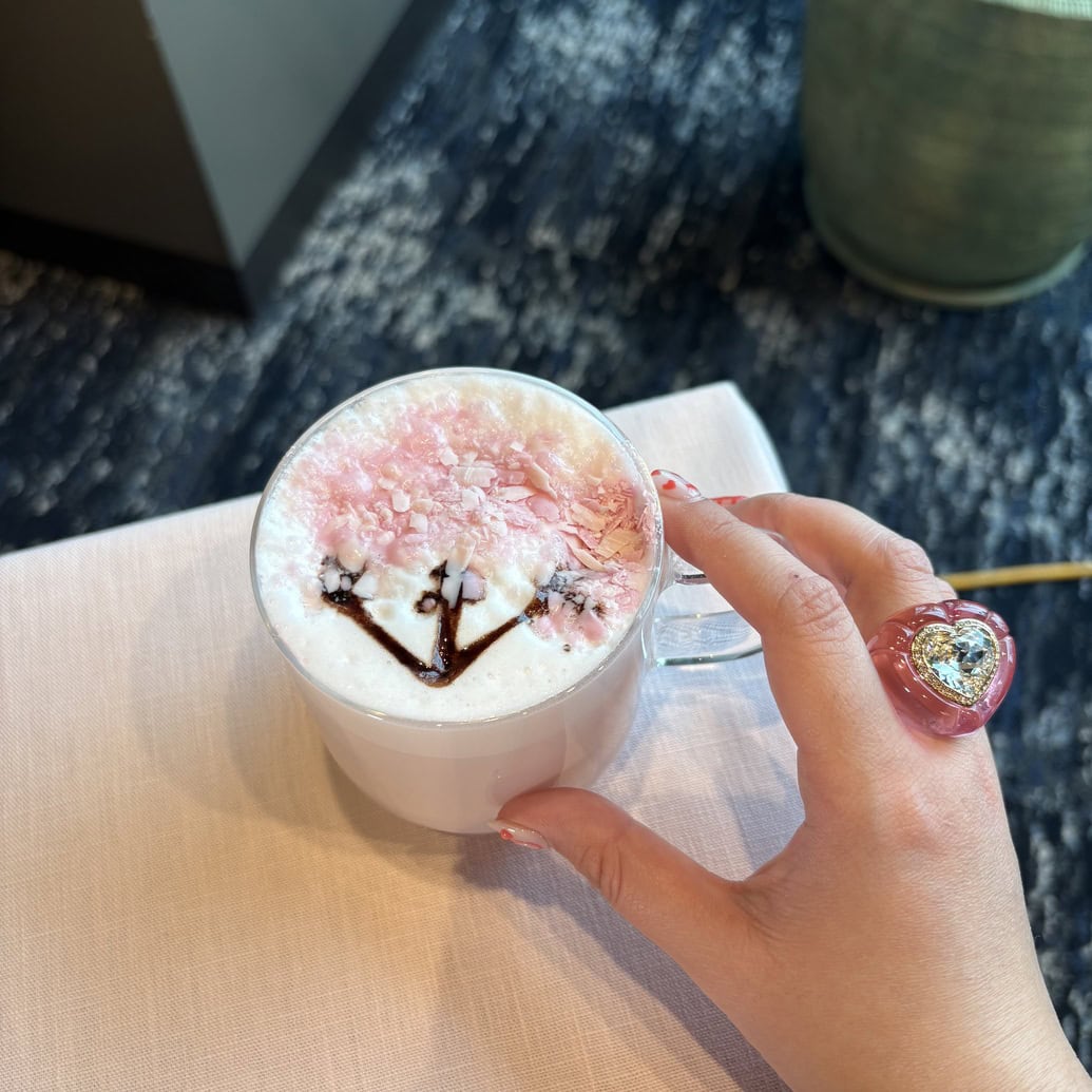 スタバ 桜 咲くよ ラテ