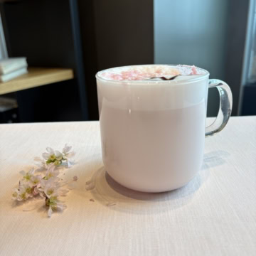 スタバ　桜 咲くよ ラテ