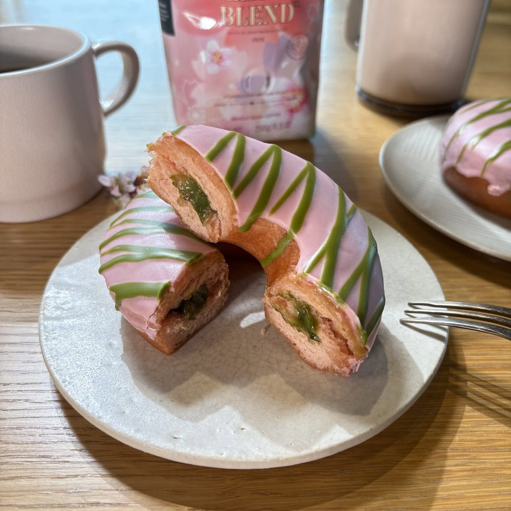 スタバ　桜抹茶ドーナツ