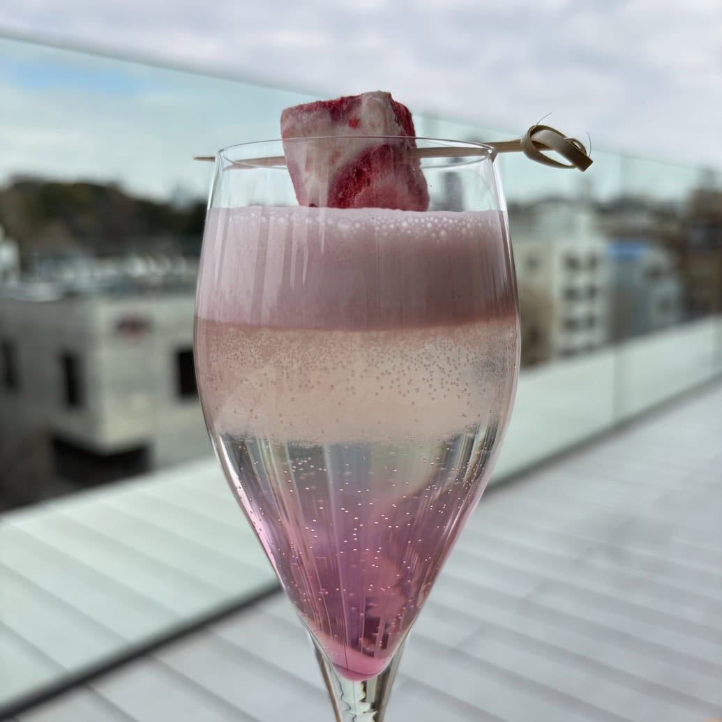 桜 アリュール ストロベリー フィズ