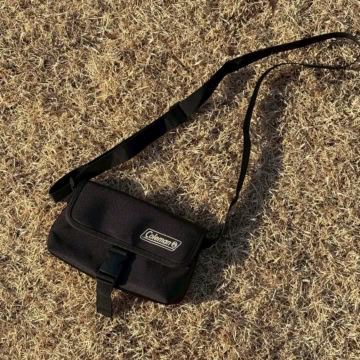 コールマン　ショルダーバッグ