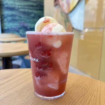 ストロベリー & ダブル ティー フローズン