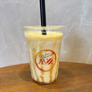 マナラ×パンとエスプレッソと　シェイク