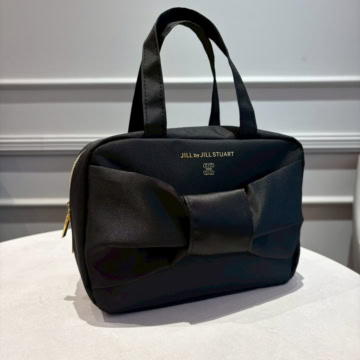 【最速レビュー】予約必至「ジル バイ ジルスチュアート」のポーチが豪華すぎ♡ バッグ使いもOK!【スウィート5月号】