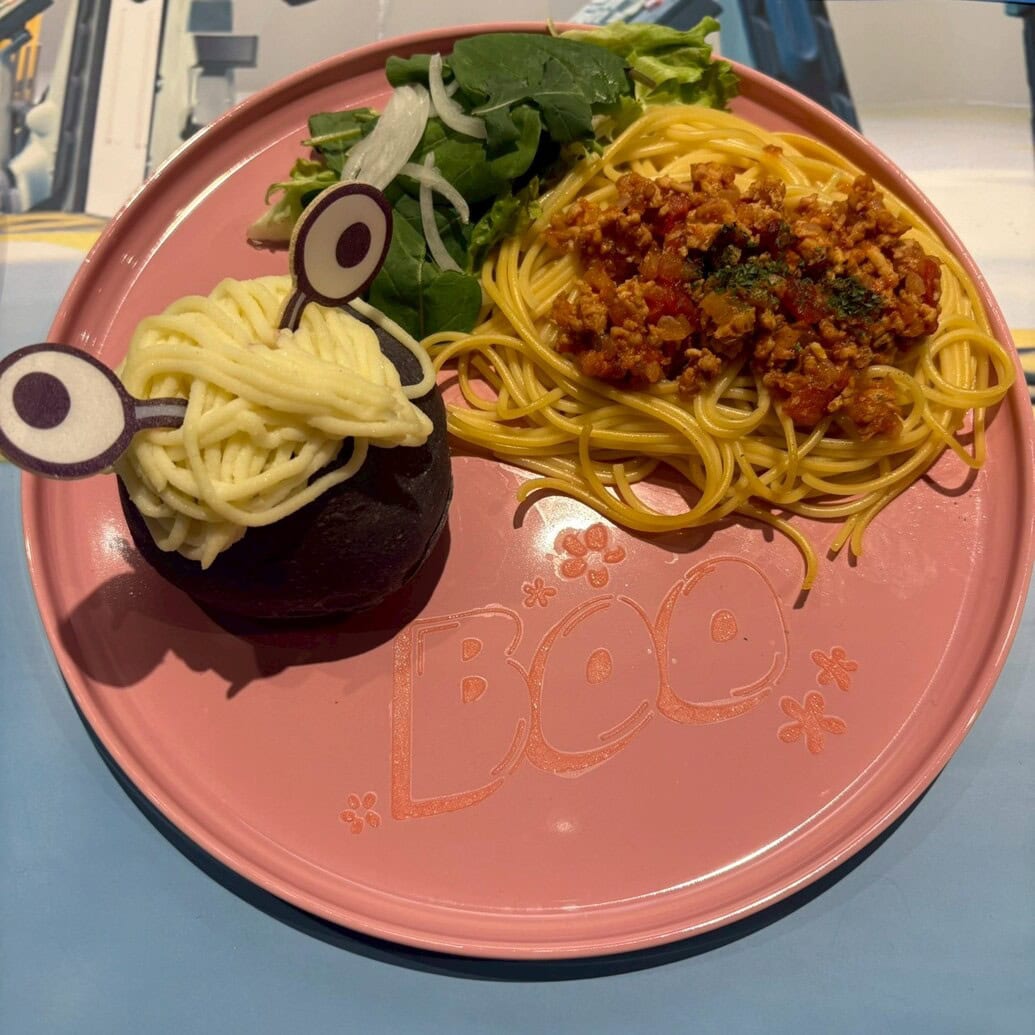 ＜ブー＞モンスター？パスタプレート