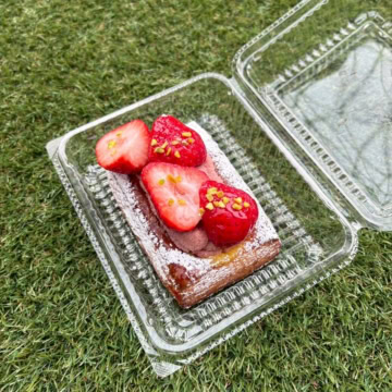 BEAVER BREAD BROTHERS　いちごのデニッシュ