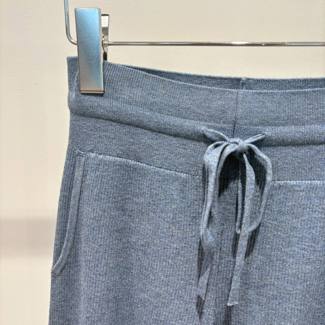 ユニクロ　ウォッシャブルニットリブパンツ