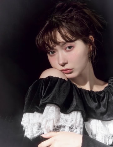 近距離も怖くない♡ 2026春の「毛穴レス肌」を叶えるベースメイクを徹底解説♡【八木アリサ×いむたん】