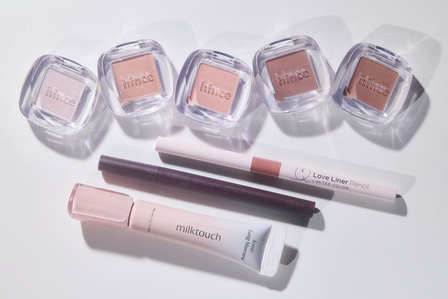 hinceの単色アイシャドウ全5色ほか。NOT黒で仕上げる2026年おしゃ盛りアイメイクにおすすめのニュアンスカラー