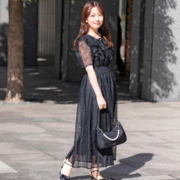 【ジル バイ ジルスチュアート】上品な大人可愛い「黒ワンピ」を2倍楽しむ♡ セミフォーマルの正解コーデ